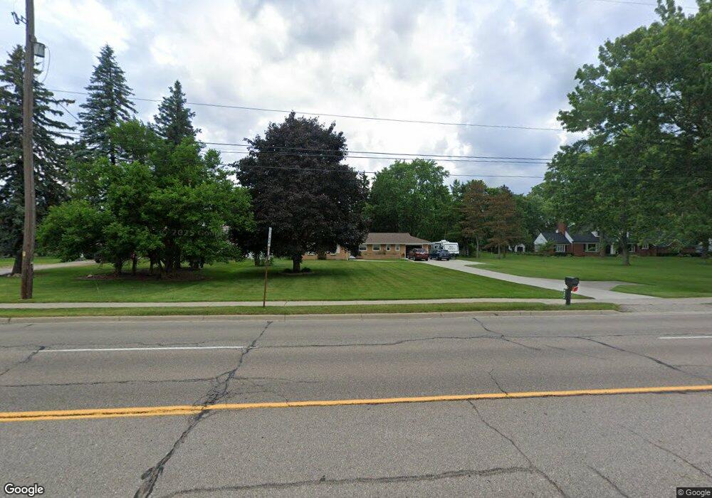 8227 Davison Rd, Davison, MI 48423 - photo 1