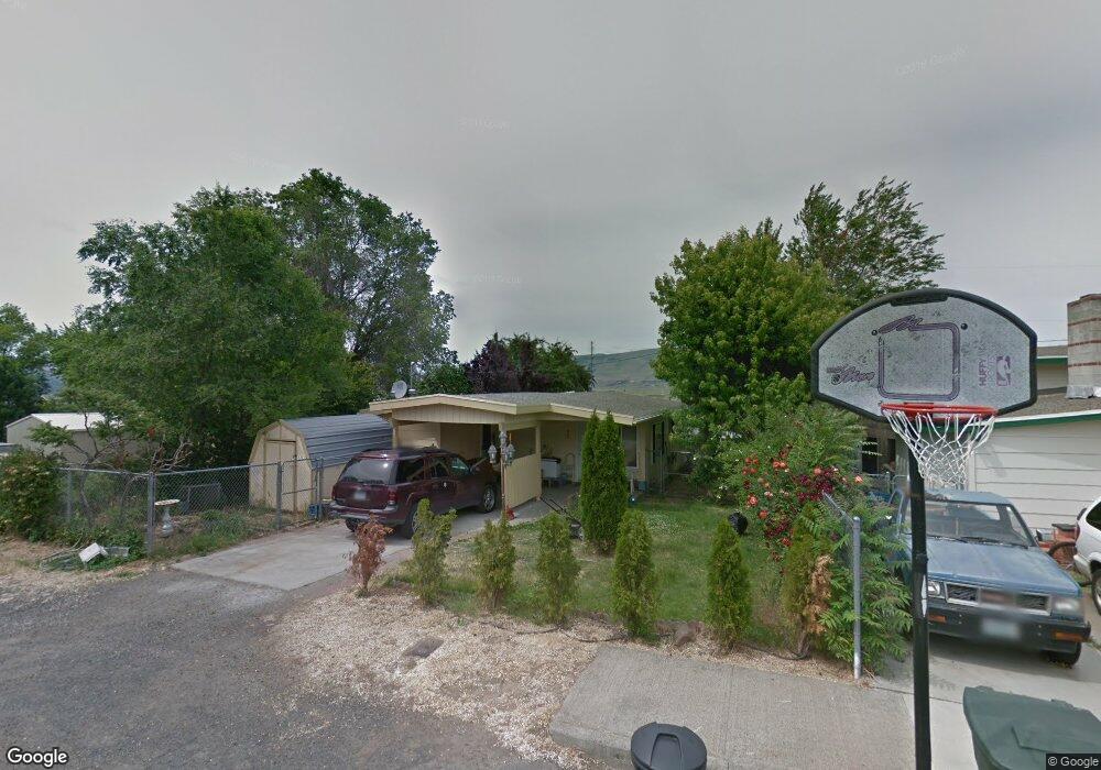 2321 E 11th St, the Dalles, OR 97058 - photo 1