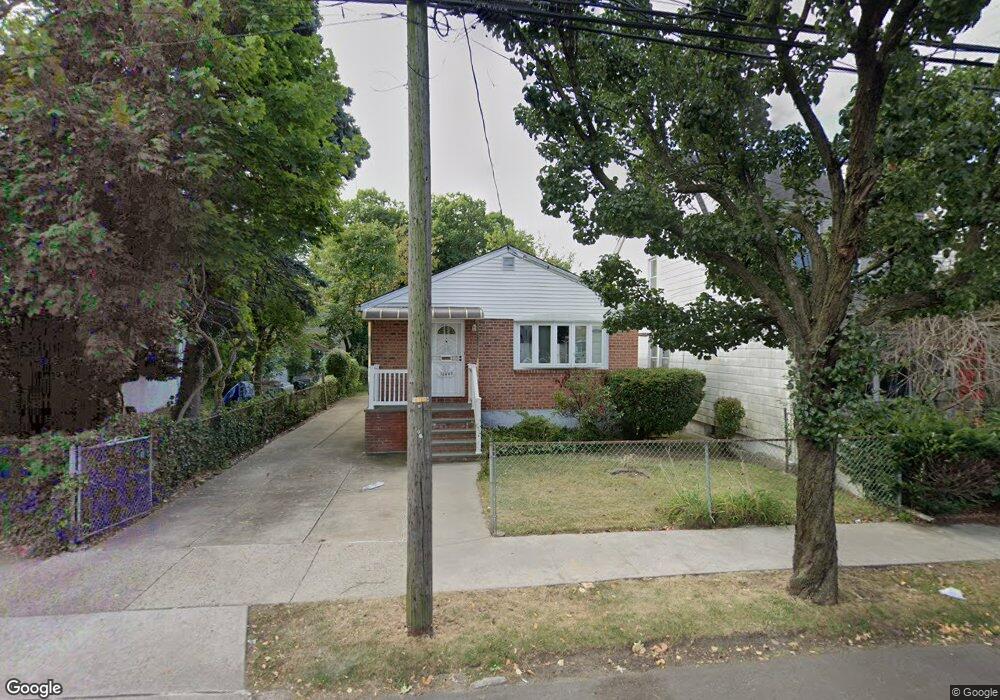 16448 76th Ave, Fresh Meadows, NY 11366 - photo 1