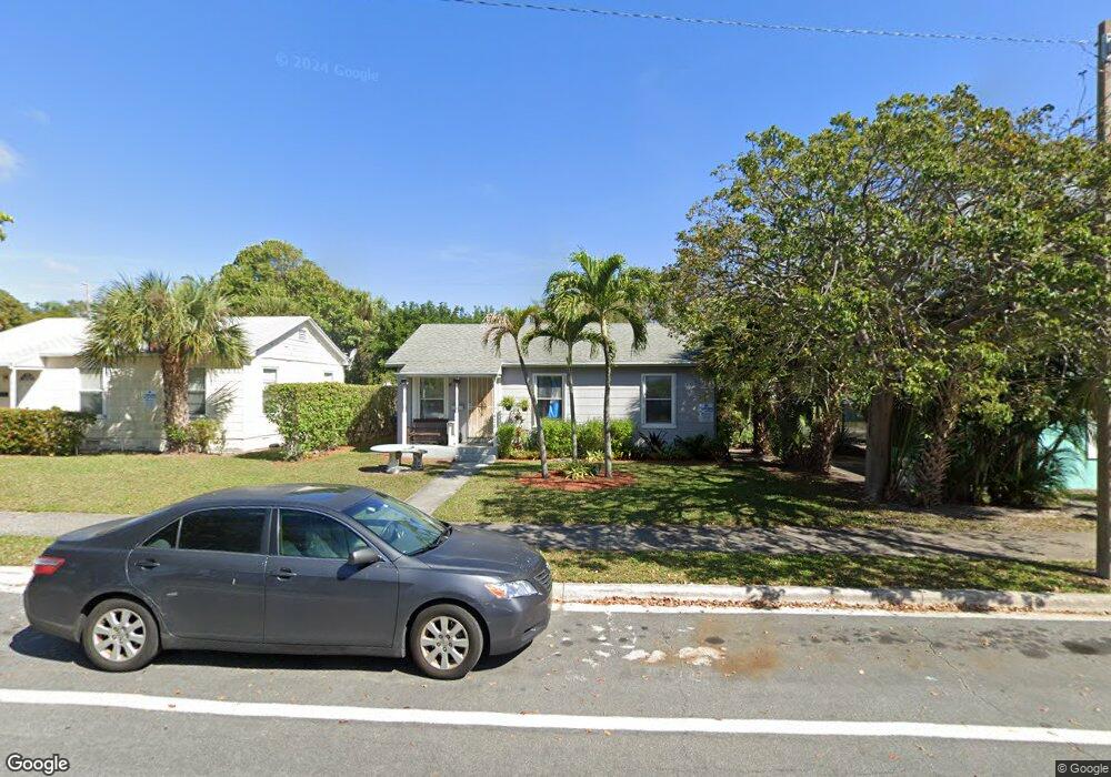 425 40th St, West Palm Beach, FL 33407 - photo 1