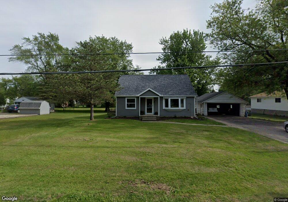 421 Ash St unit Bldg-Unit, Carleton, MI 48117 - photo 1