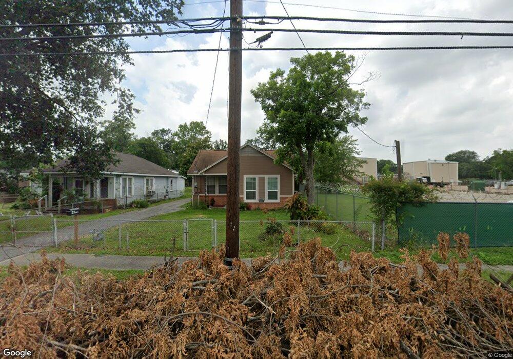 7205 Appleton St, Houston, TX 77022 - photo 1