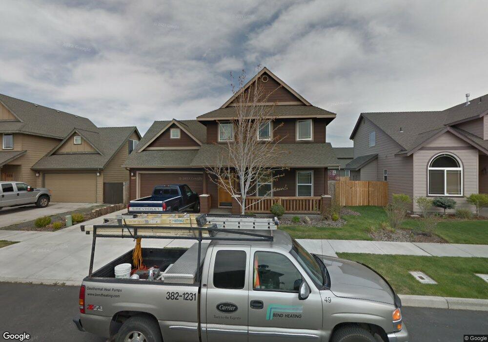 61650 Vega St, Bend, OR 97702 - photo 1