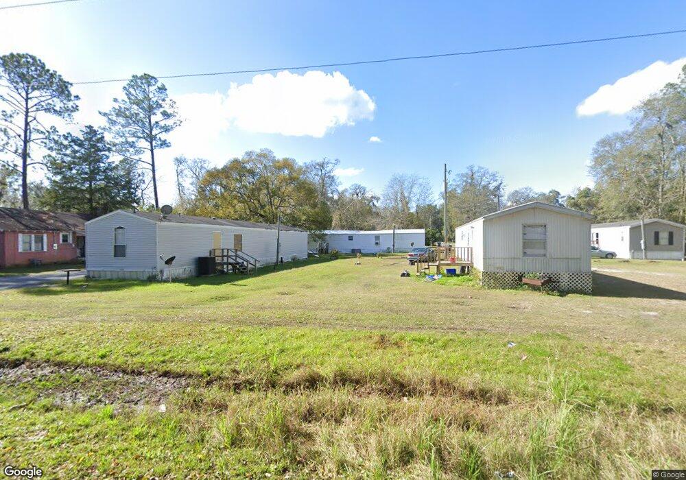 211 Rock Ct, MacClenny, FL 32063 - photo 1