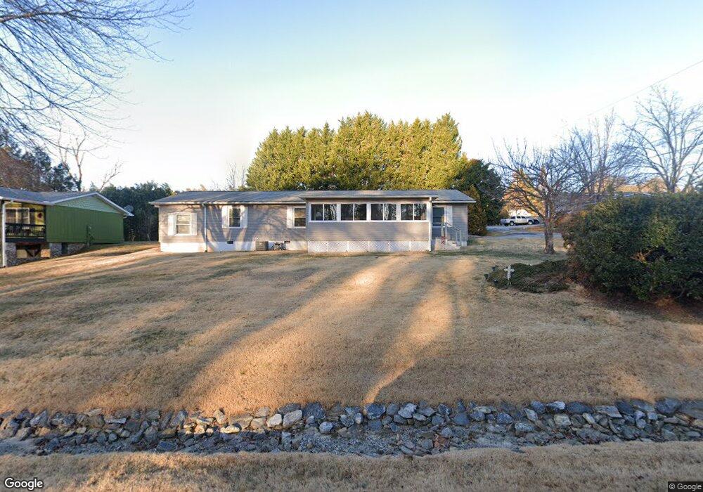 139 Leslie Way, Hendersonville, NC 28792 - photo 1