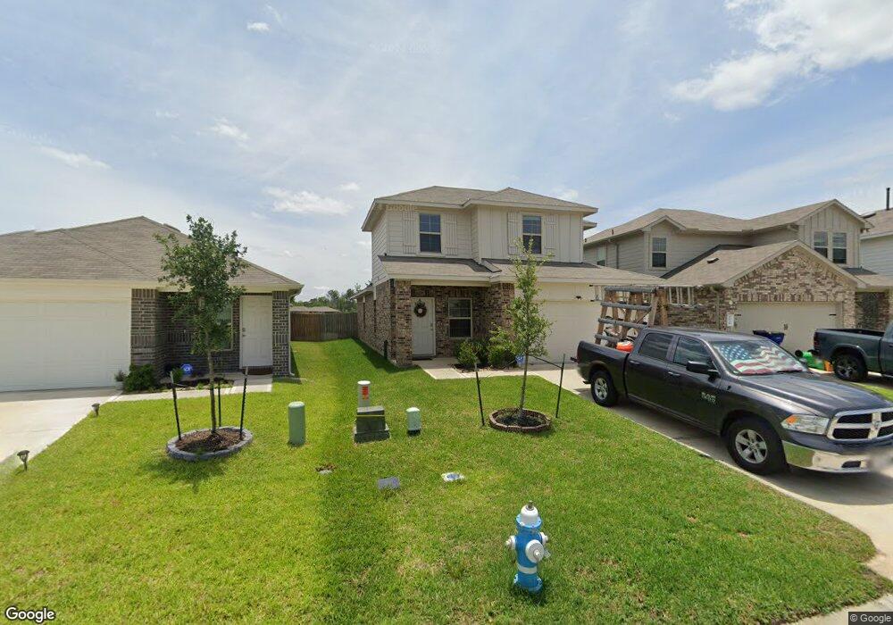 16724 Lonely Pines Dr, Conroe, TX 77302 - photo 1