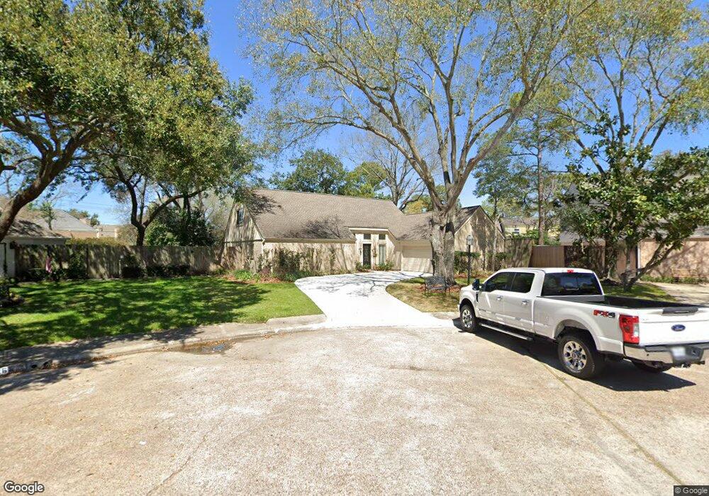 10222 Inwood Dr, Houston, TX 77042 - photo 1