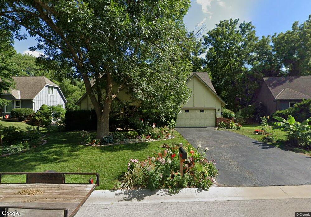 10501 W 50th Place, Shawnee, KS 66203 - photo 1