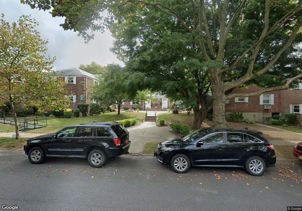 260-12 75th Ave unit G-2, Glen Oaks, NY 11004 - photo 1