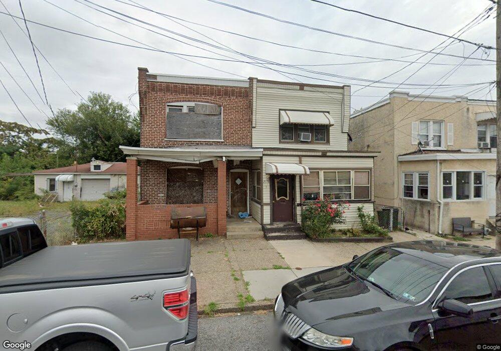 213 Trainer St, Chester, PA 19013 - photo 1