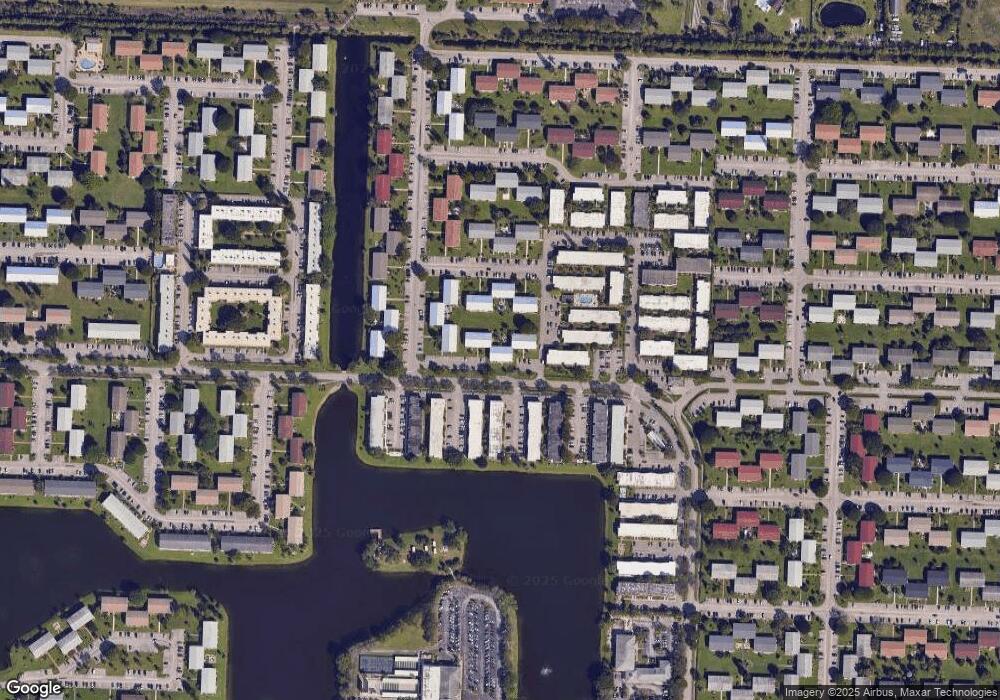 102 Sheffield E unit E, West Palm Beach, FL 33417 - photo 1