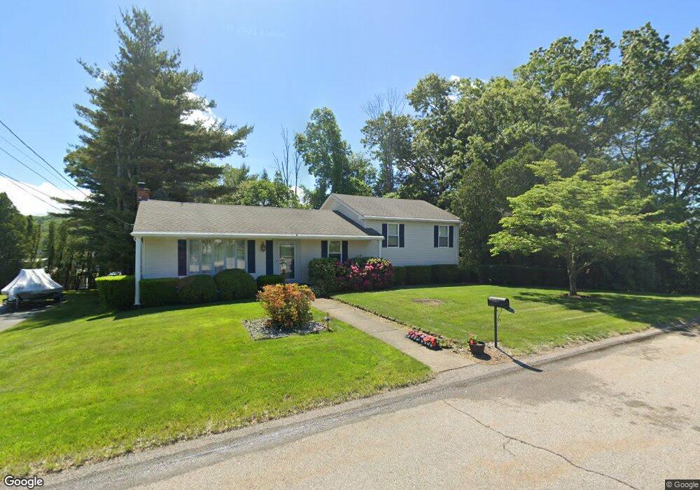 8 Laurel Ct, Smithfield, RI 02917 - photo 1