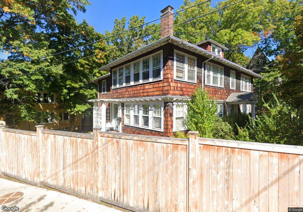 31 Addington Rd unit B, Brookline, MA 02445 - photo 1