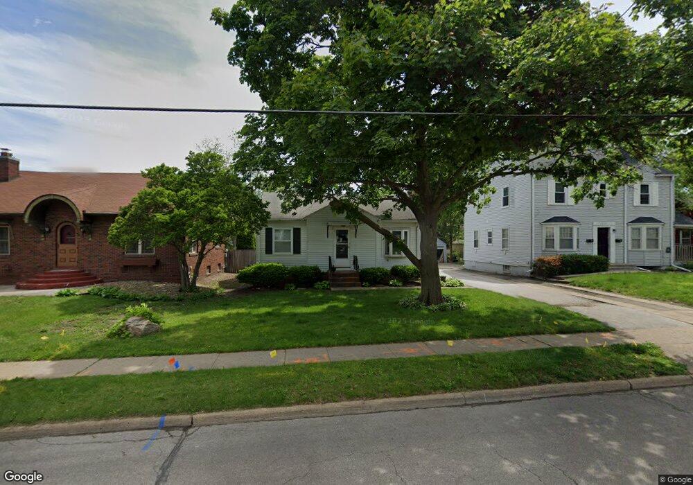 2405 Beaver Ave, Des Moines, IA 50310 - photo 1