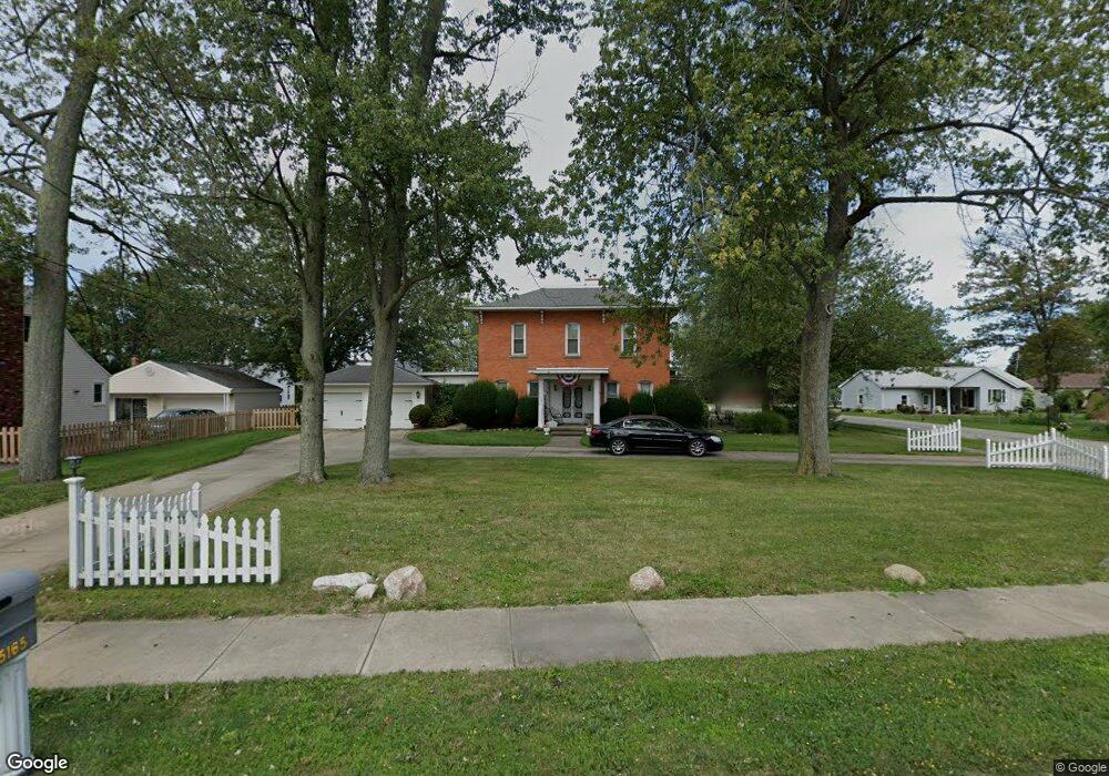 5165 E Lake Rd unit B, Sheffield Lake, OH 44054 - photo 1