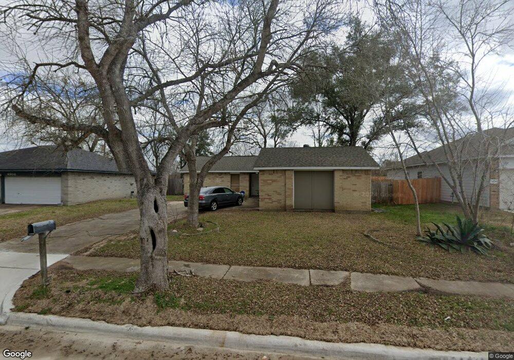 4902 Riverwood Dr, Richmond, TX 77469 - photo 1