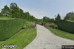 155 Ocean Ave, Newport, RI 02840