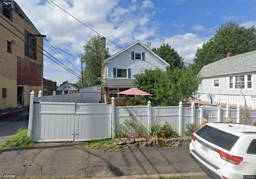 619 W 6th St, Hazleton, PA 18201 - photo 1