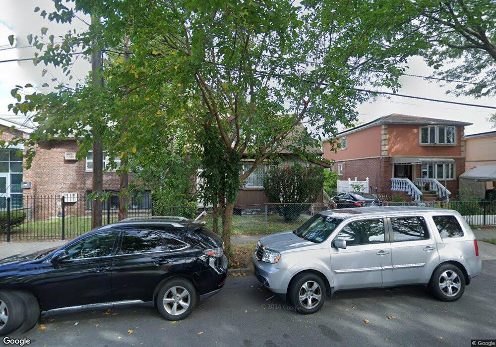 15813 78th Rd, Fresh Meadows, NY 11366 - photo 1