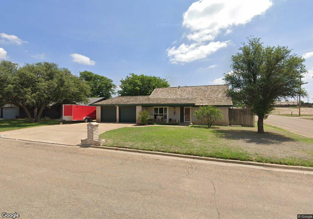400 Garland St, Plainview, TX 79072 - photo 1