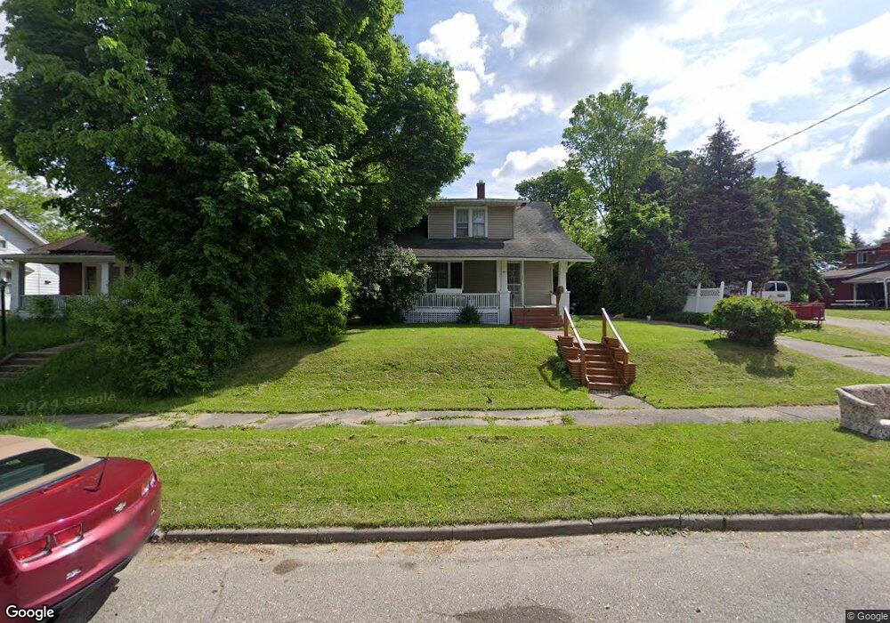 1511 Downey St, Flint, MI 48503 - photo 1