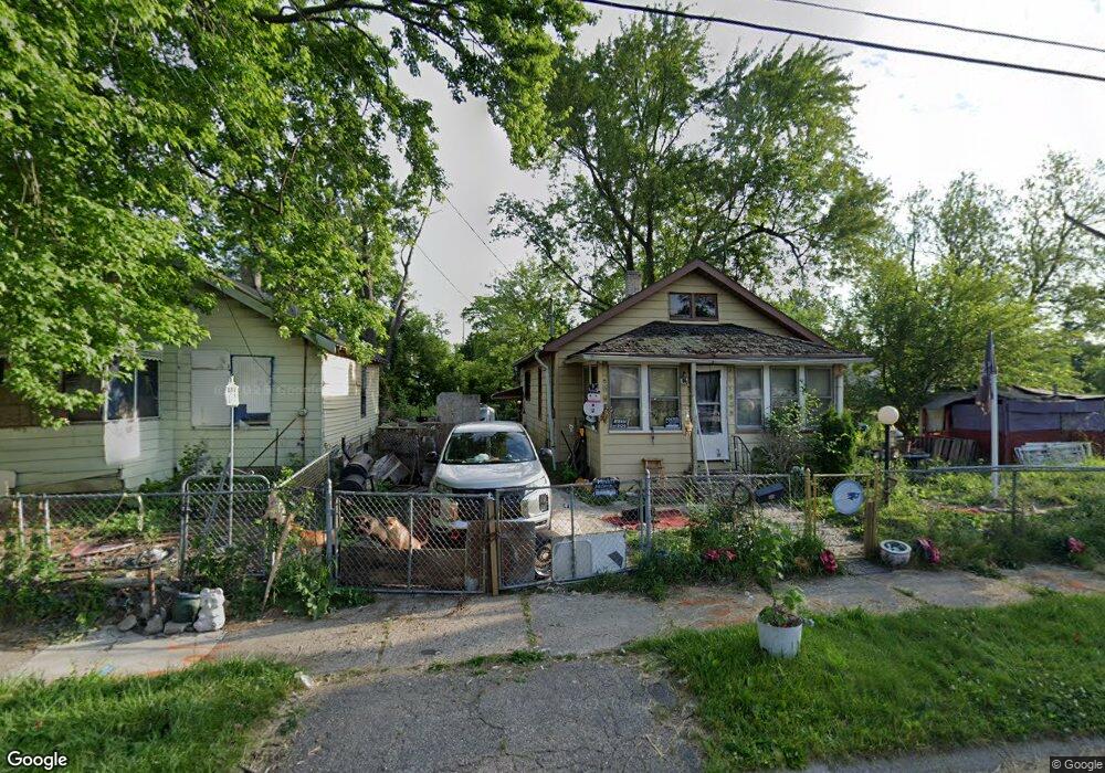 809 E Holbrook Ave, Flint, MI 48505 - photo 1