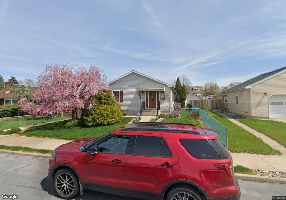 1875 S 3rd St, Allentown, PA 18103 - photo 1