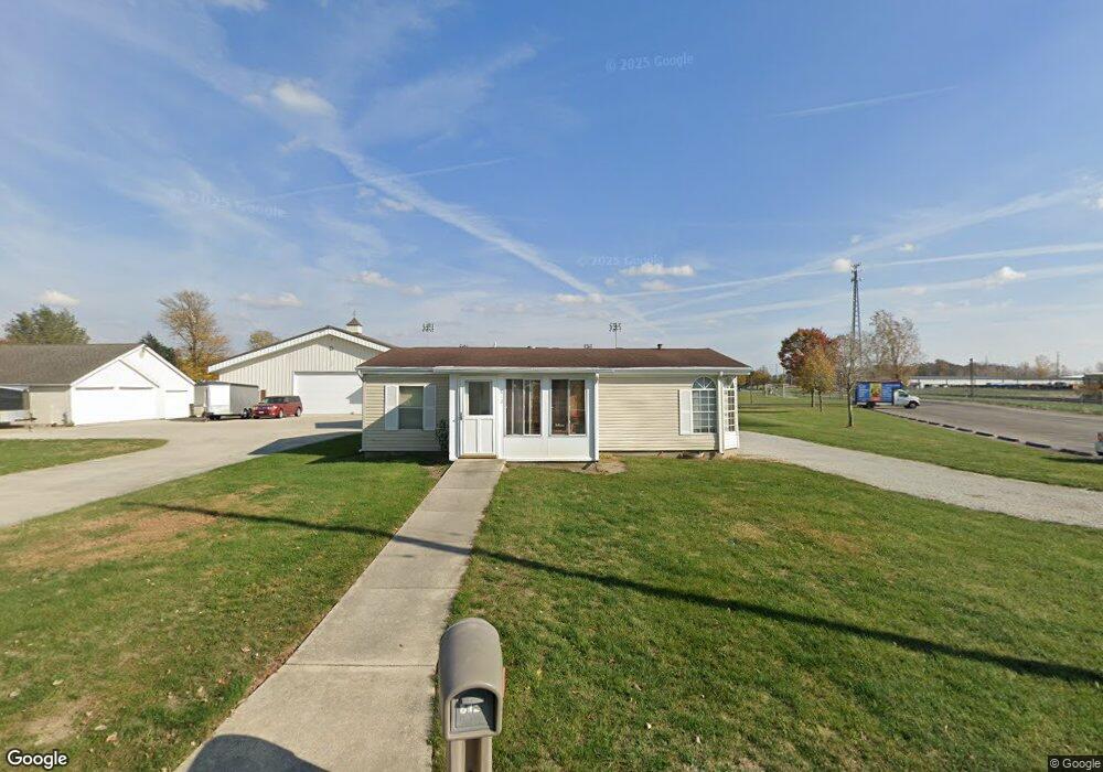 812 S Pine St, Wapakoneta, OH 45895 - photo 1