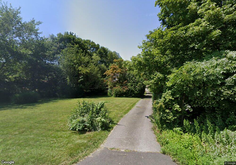 72 Whisconier Rd, Brookfield, CT 06804 - photo 1