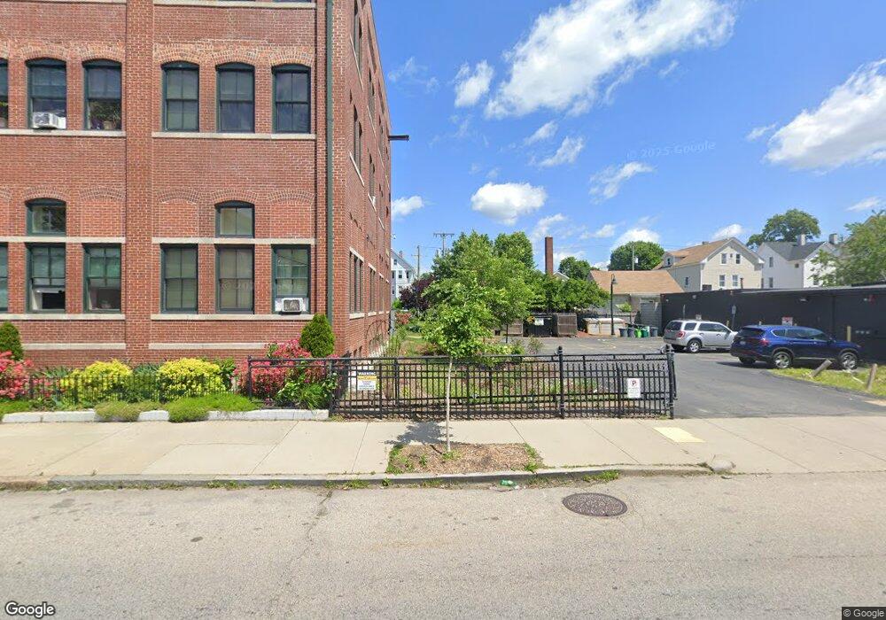 479 Plainfield St, Providence, RI 02908 - photo 1