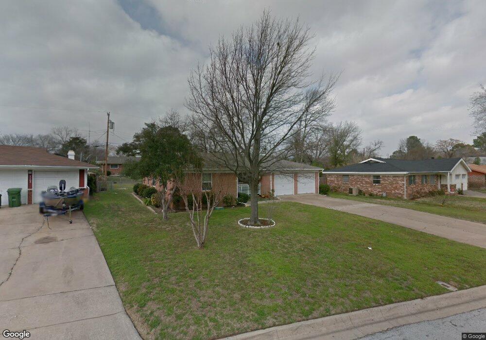 1113 Norwood Dr, Hurst, TX 76053 - photo 1