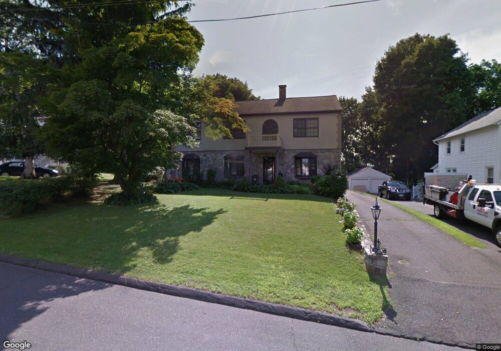 10 Fairfield Ave, Danbury, CT 06810 - photo 1