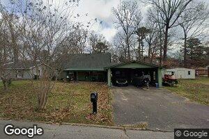 1907 Hackberry Ln, Demopolis, AL 36732