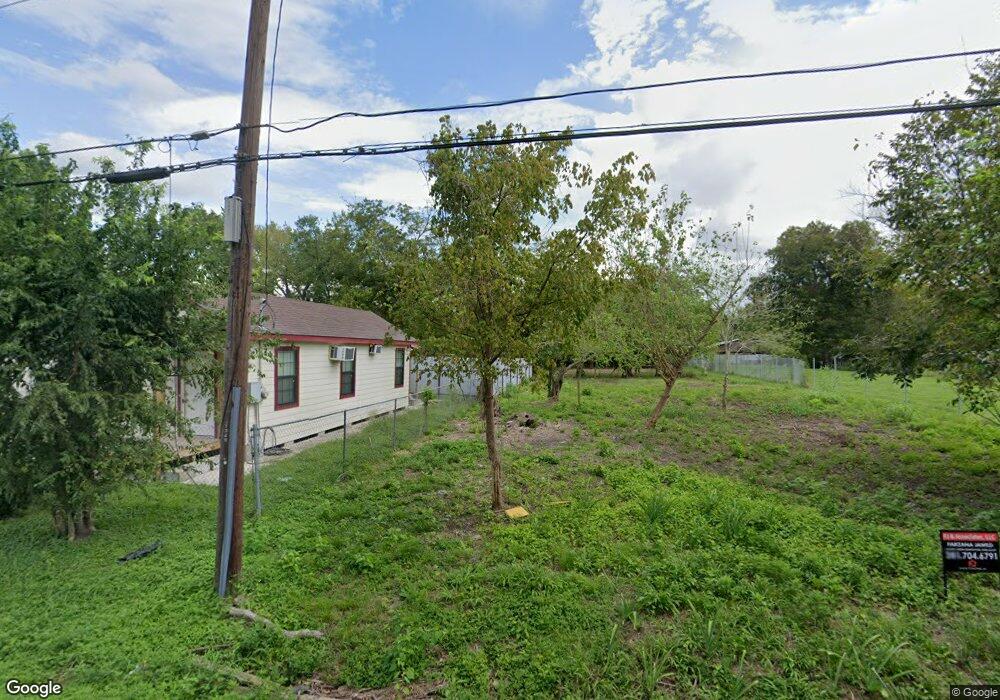 7320 Glass St, Houston, TX 77016 - photo 1