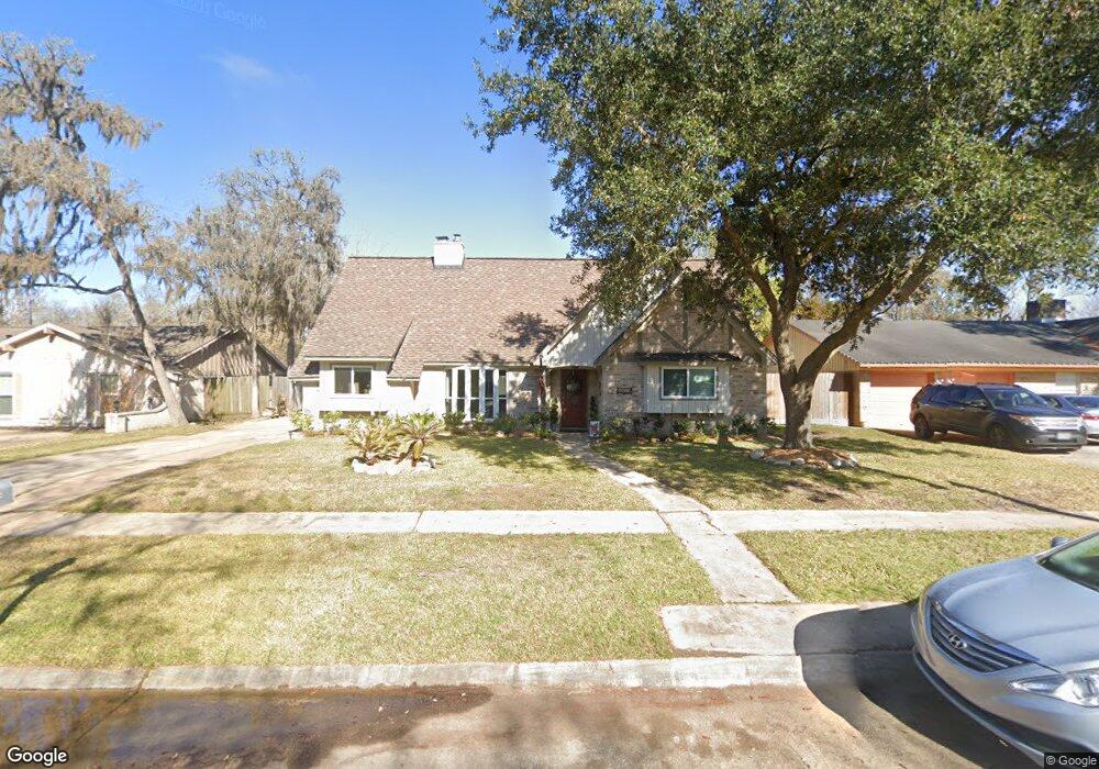 5214 Shady Oaks Ln, Friendswood, TX 77546 - photo 1