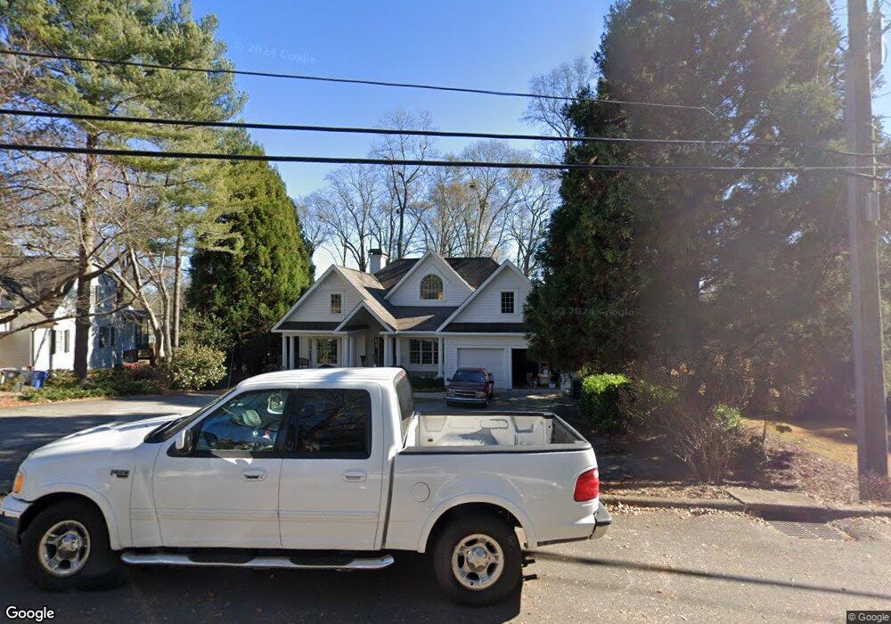 794 Cherokee Rd, Gainesville, GA 30501 - photo 1