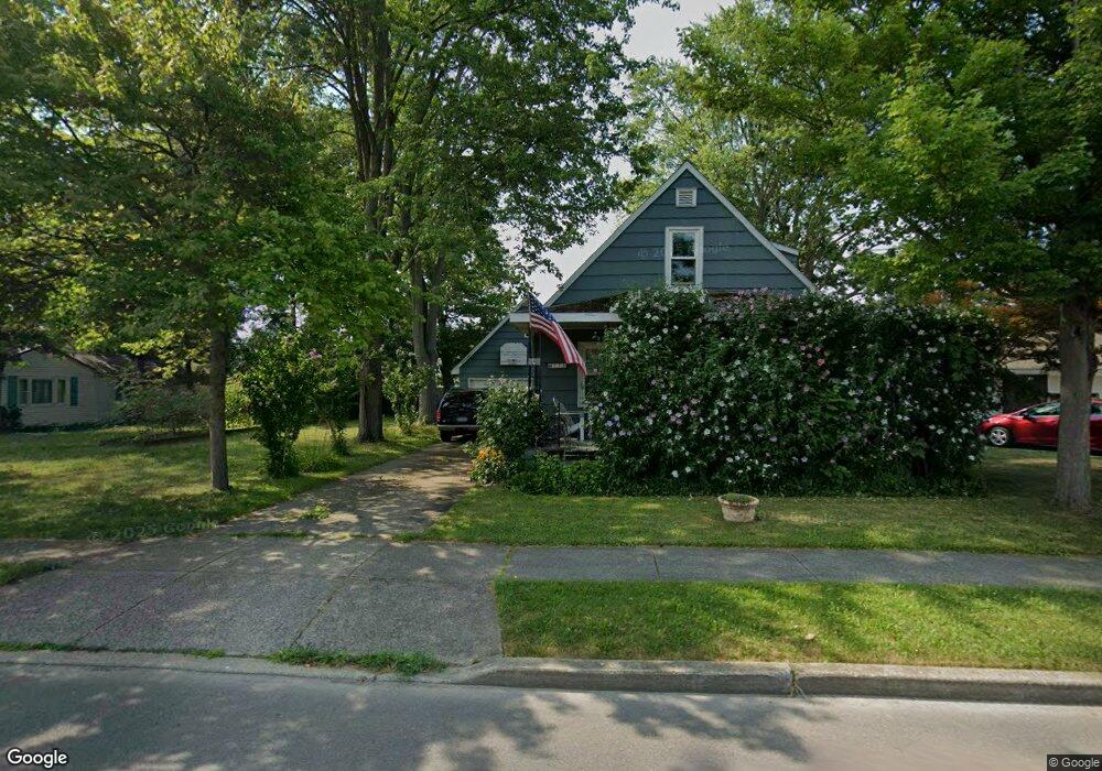 771 Meadow Dr, North Tonawanda, NY 14120 - photo 1