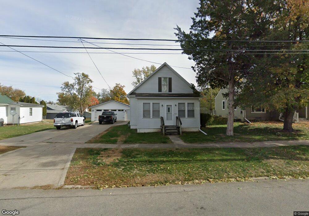 314 E 10th St S, Newton, IA 50208 - photo 1