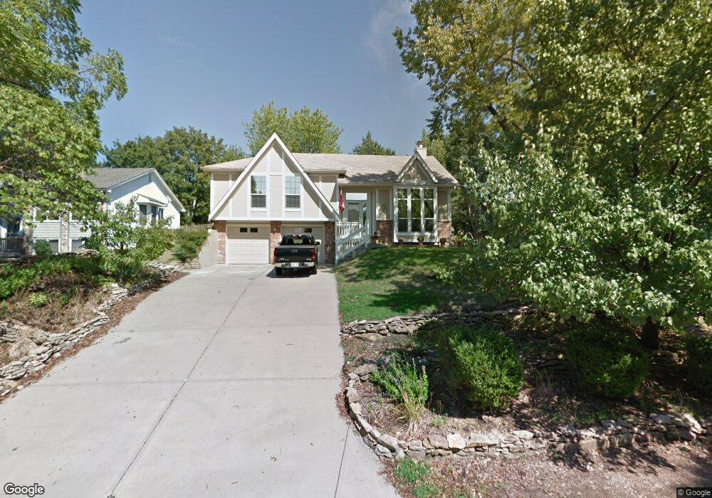 4739 Monrovia St, Shawnee, KS 66216 - photo 1