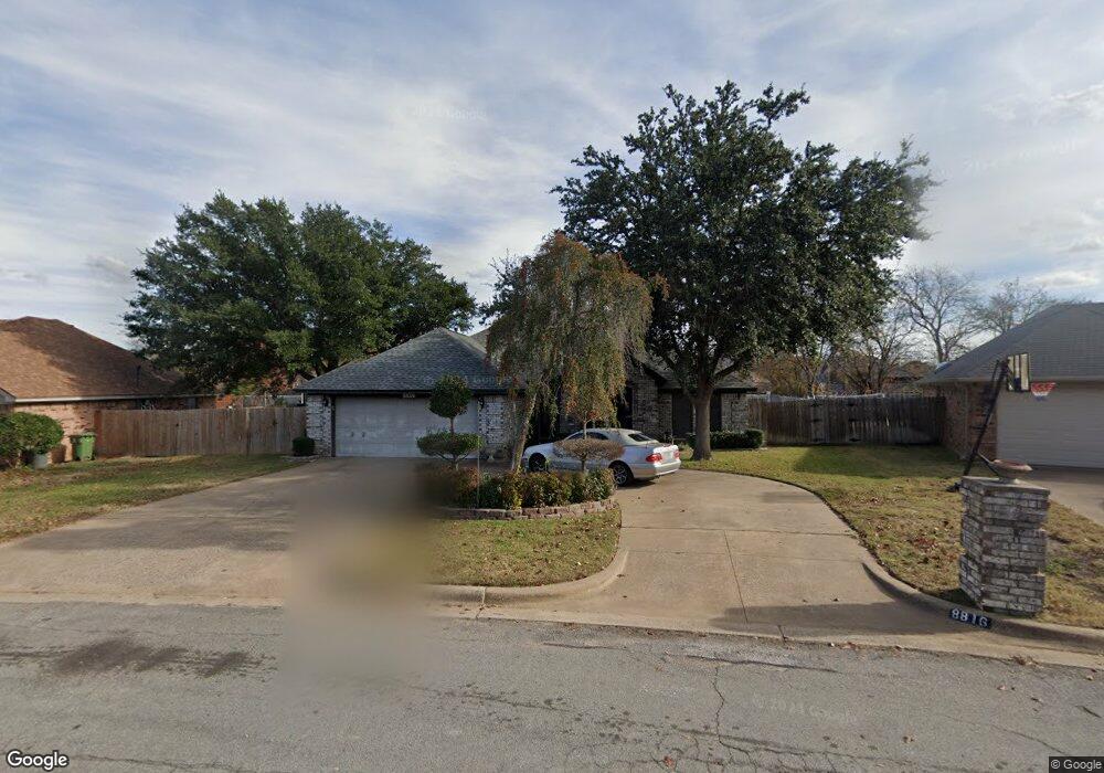 8816 Hilary Ct, North Richland Hills, TX 76182 - photo 1