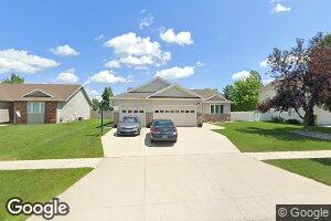 3340 Washington St S, Fargo, ND 58104