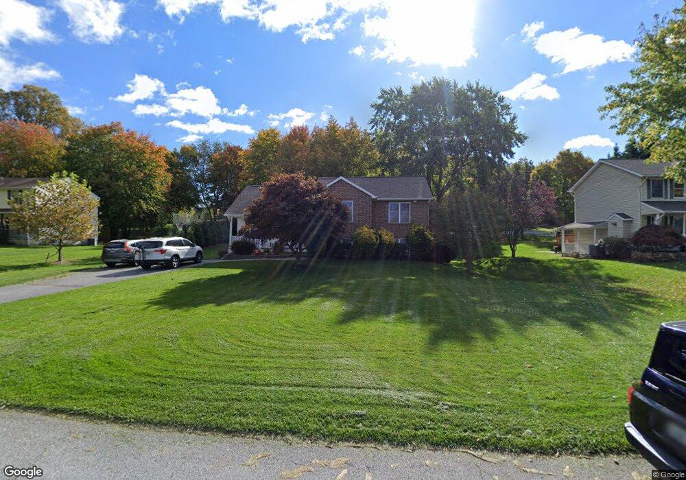 1105 Courtland Dr, Sykesville, MD 21784 - photo 1