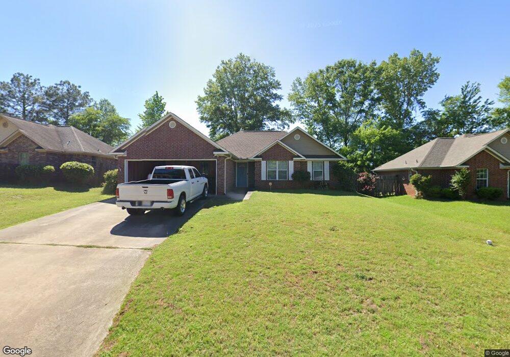 525 E Greenfield Dr, Wake Village, TX 75501 - photo 1