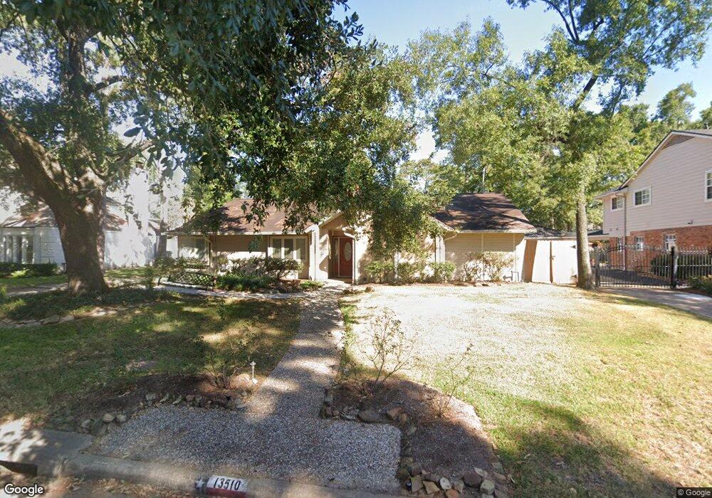 13510 Myrtlea Dr, Houston, TX 77079 - photo 1