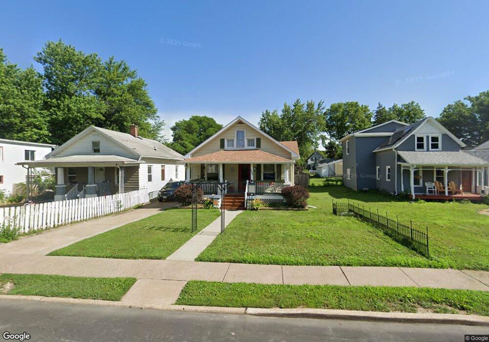 1624 W 14th St, Davenport, IA 52804 - photo 1