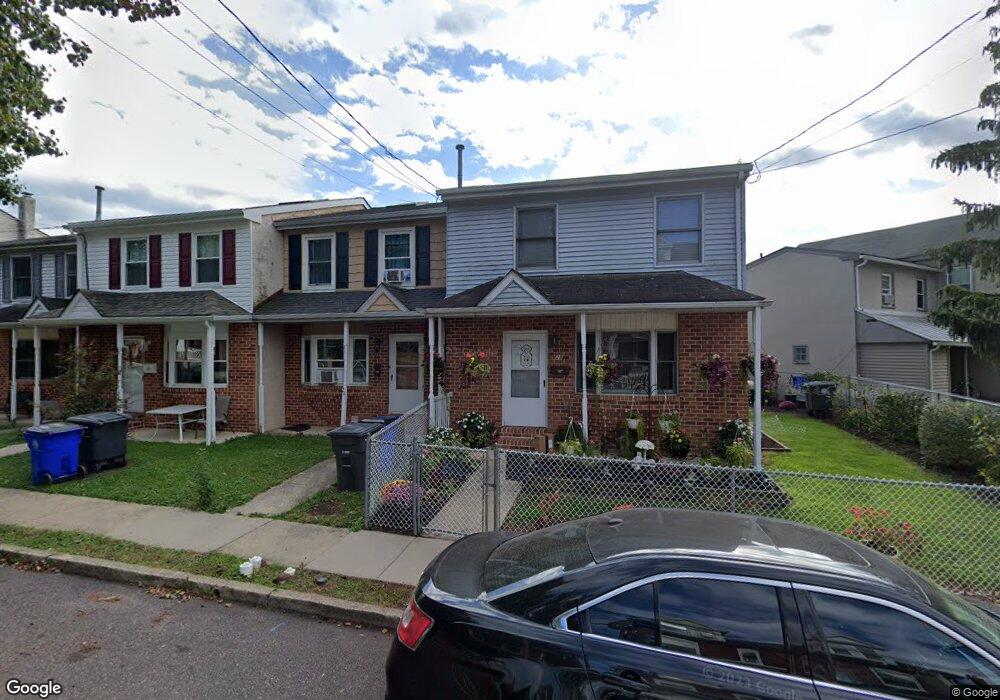28 W 2nd St, Pottstown, PA 19464 - photo 1