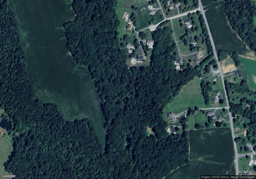 4440 Embassy Dr, Sykesville, MD 21784 - photo 1