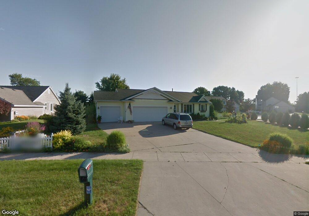 855 Northpointe Dr SW, Byron Center, MI 49315 - photo 1