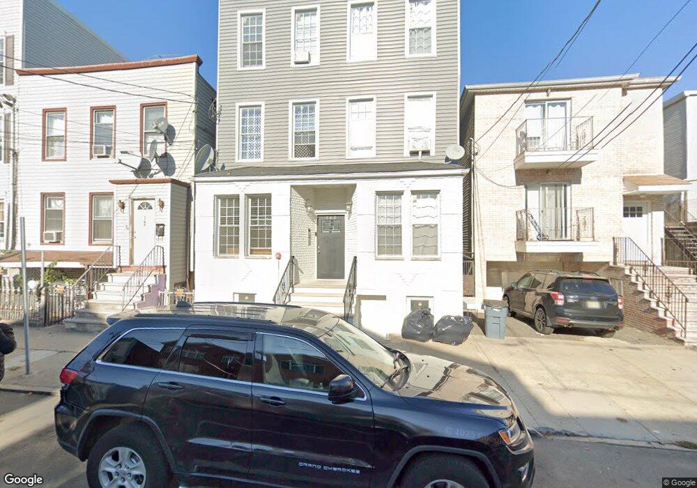 162 Griffith St unit 3L, Jersey City, NJ 07307 - photo 1