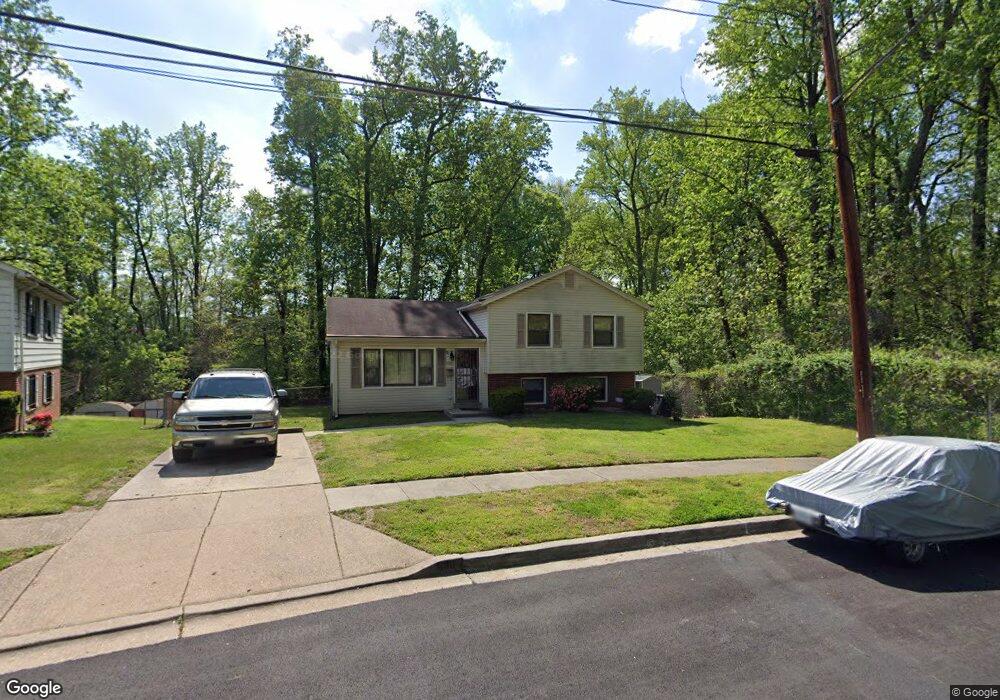 6811 Wynnleigh Rd, Capitol Heights, MD 20743 - photo 1